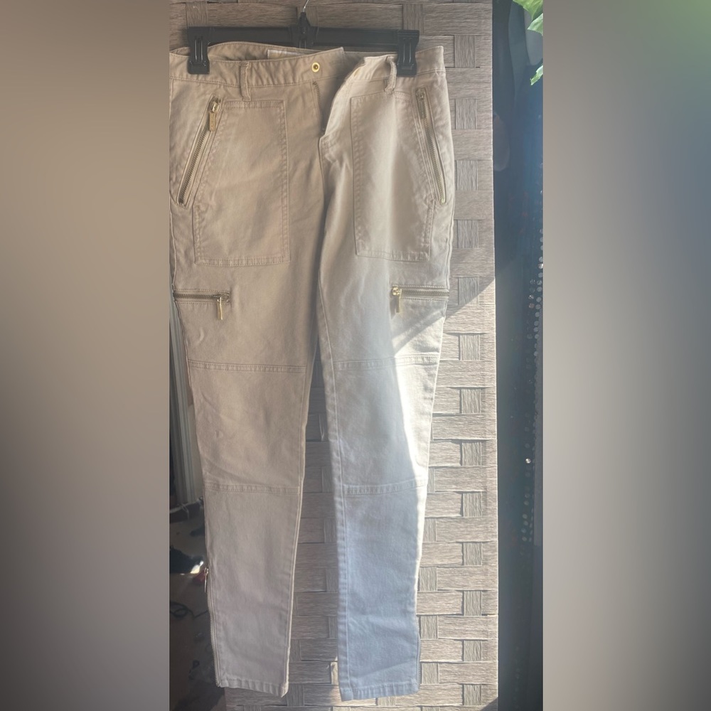 Women Michael Kors khakis with zippers